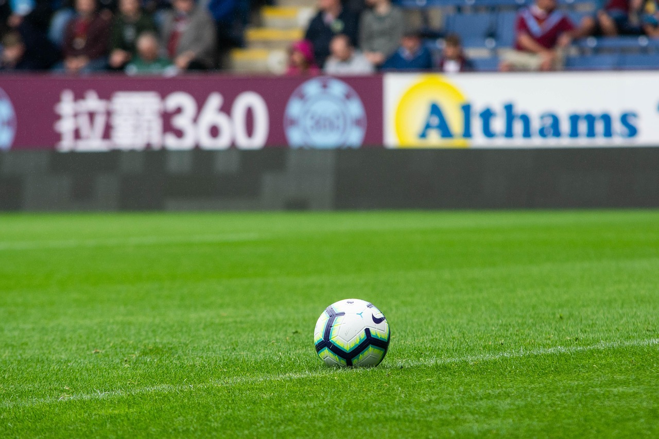 PSV huurt Salah-Eddine: Jong Oranje-back mogelijk op huurbasis