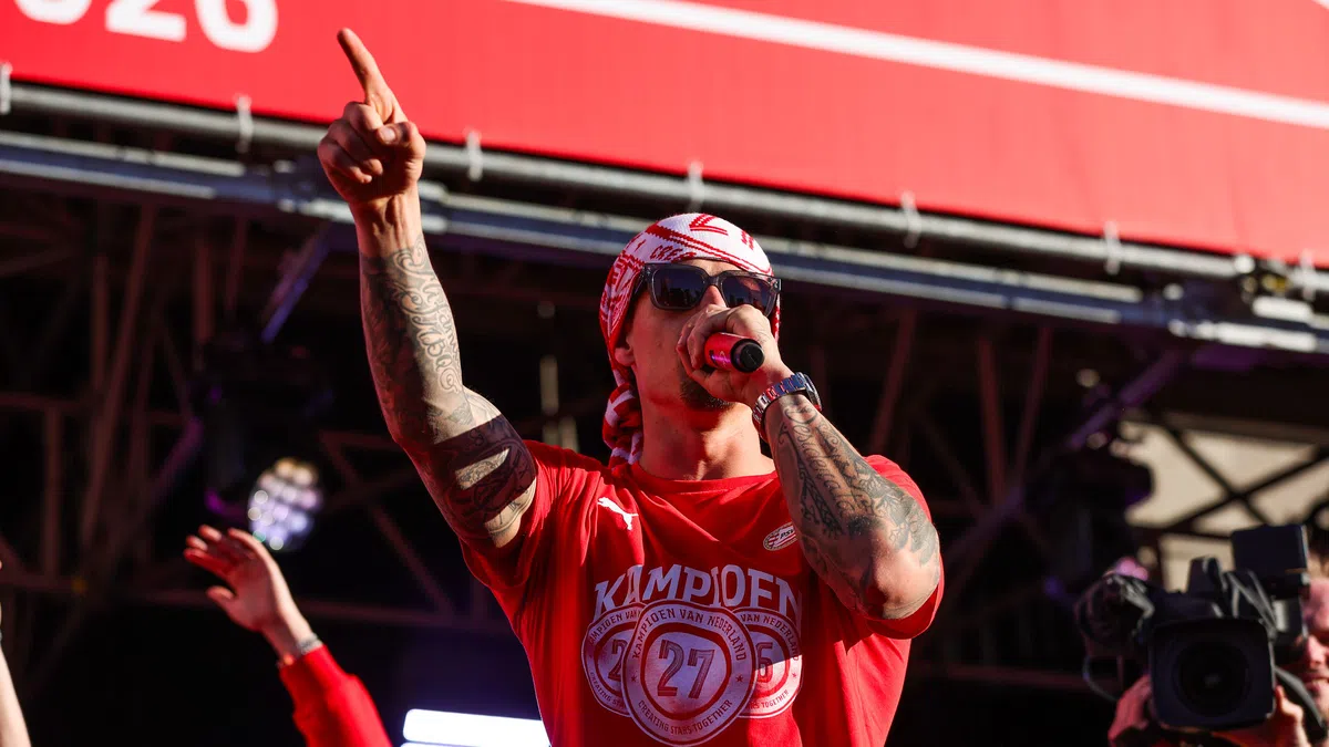 PSV Ibiza trip: Olij debuut en voorbereiding op Ajax