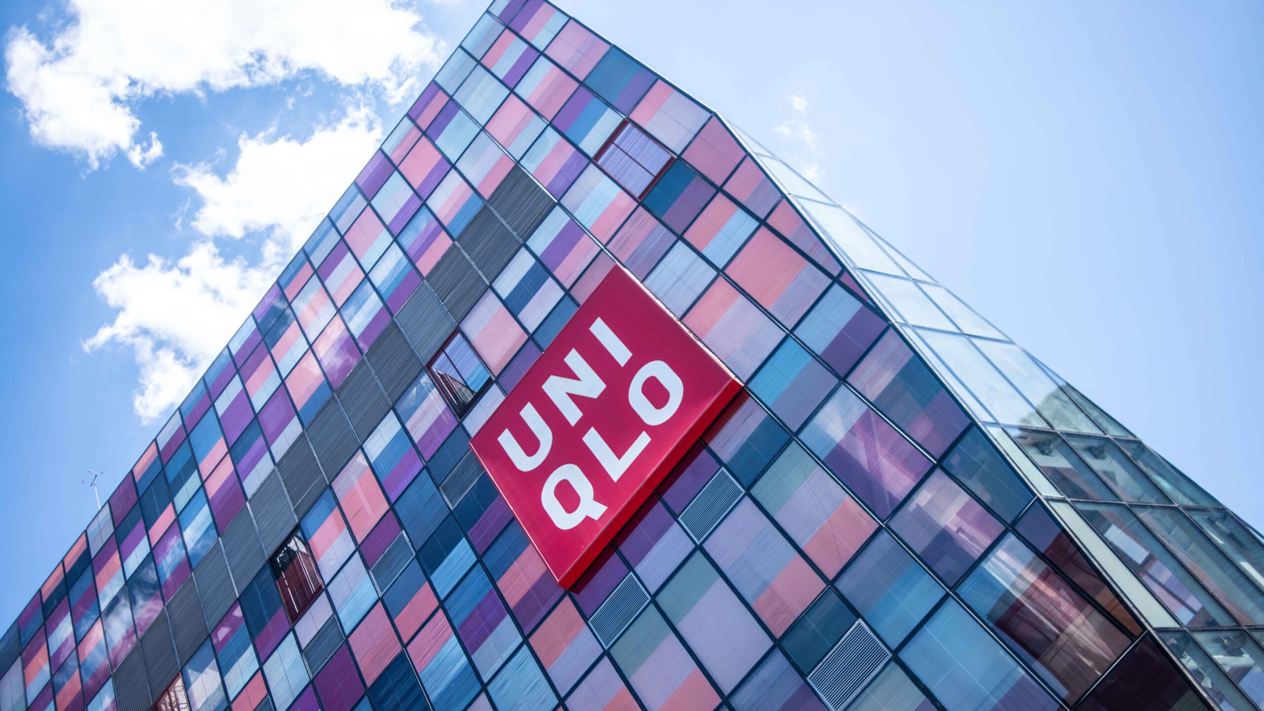 Uniqlo Eindhoven opening: grote nieuwe winkel in Piazza