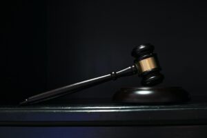 Tilburgse datingfraude Dennis B.: 24 maanden cel voor oplichting